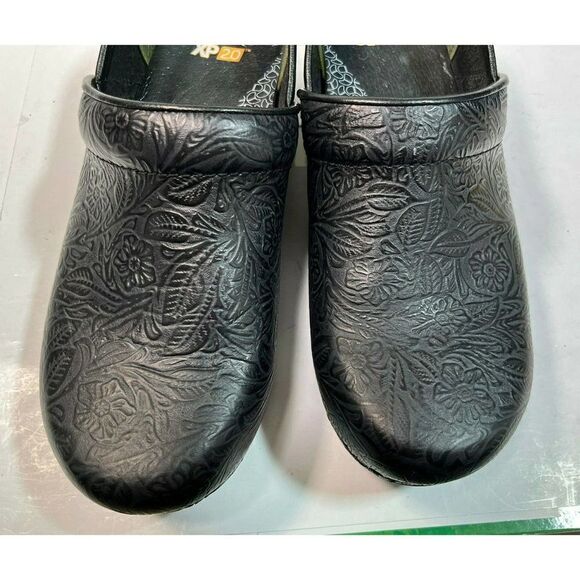 Dasnko XP 2.0 Black Floral Tooled Clogs Shoes Size 42 EU 11.5 12 US - Picture 7 of 12